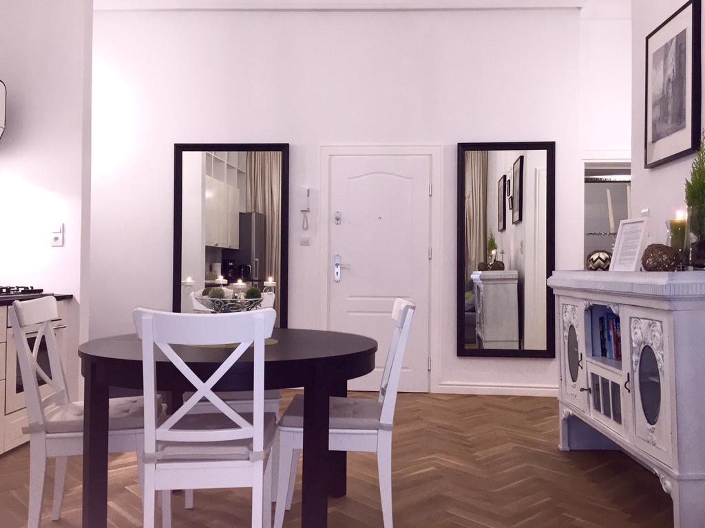 Exclusive Old Town Apartment By Renters Wrocław Extérieur photo